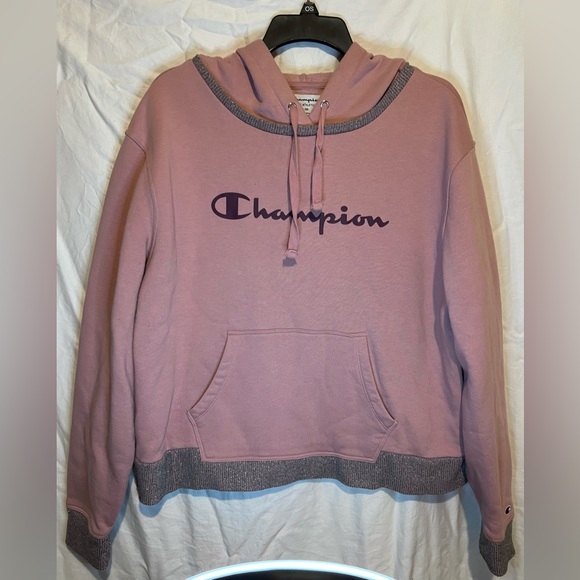 2/20 EUC Champion Dusty Rose Hoodie w/ Silver cuffs - Picture 5 of 5